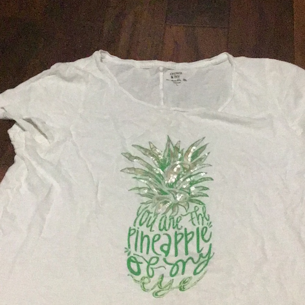 White pineapple shirt